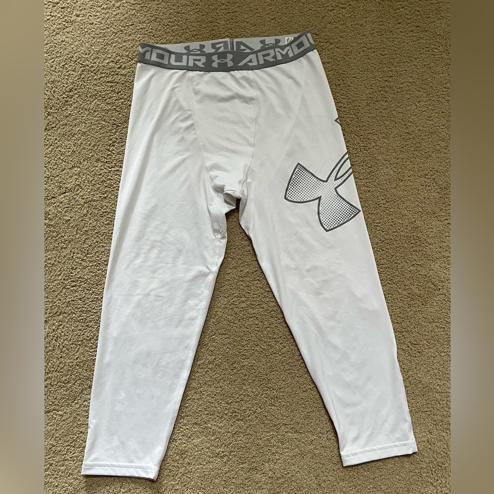 NWOT UNDERARMOUR Heat Gear